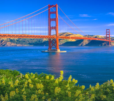 Golden Gate bridge on a spring day